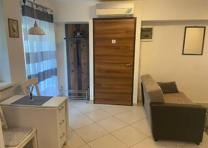 City West Studio Apartment